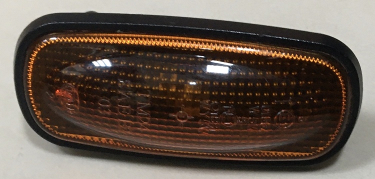 Lamp-auxiliary lighting side repeater (XGB000030) for DISCOVERY  2